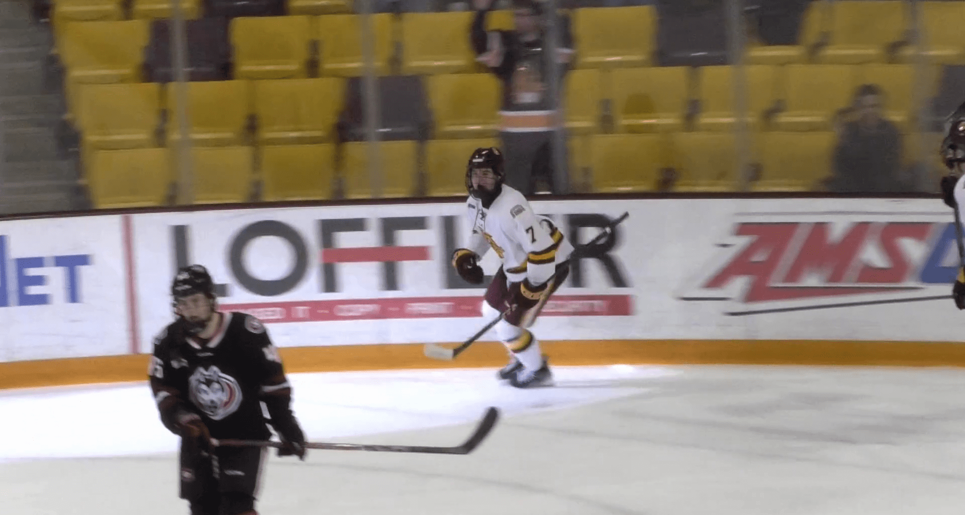 UMD's Sadura nominated for Hockey Humanitarian Award