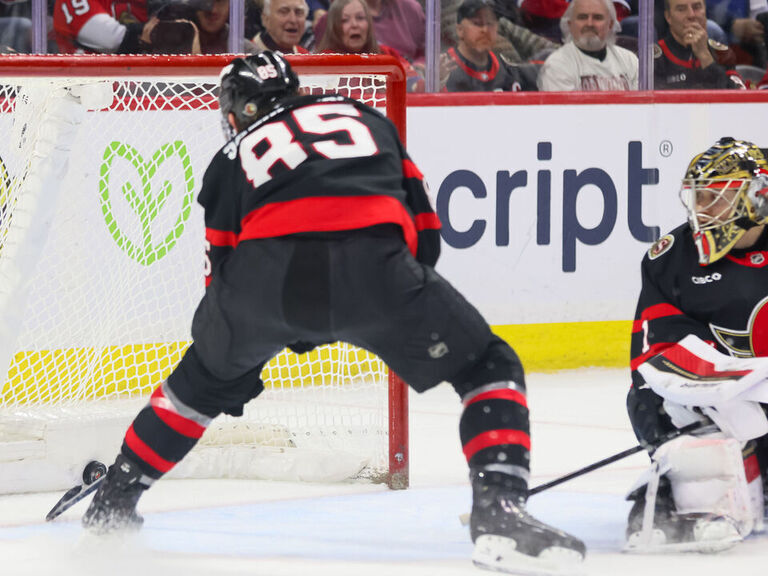 Sanderson: Sens need 'more than 10 saves to win a game'