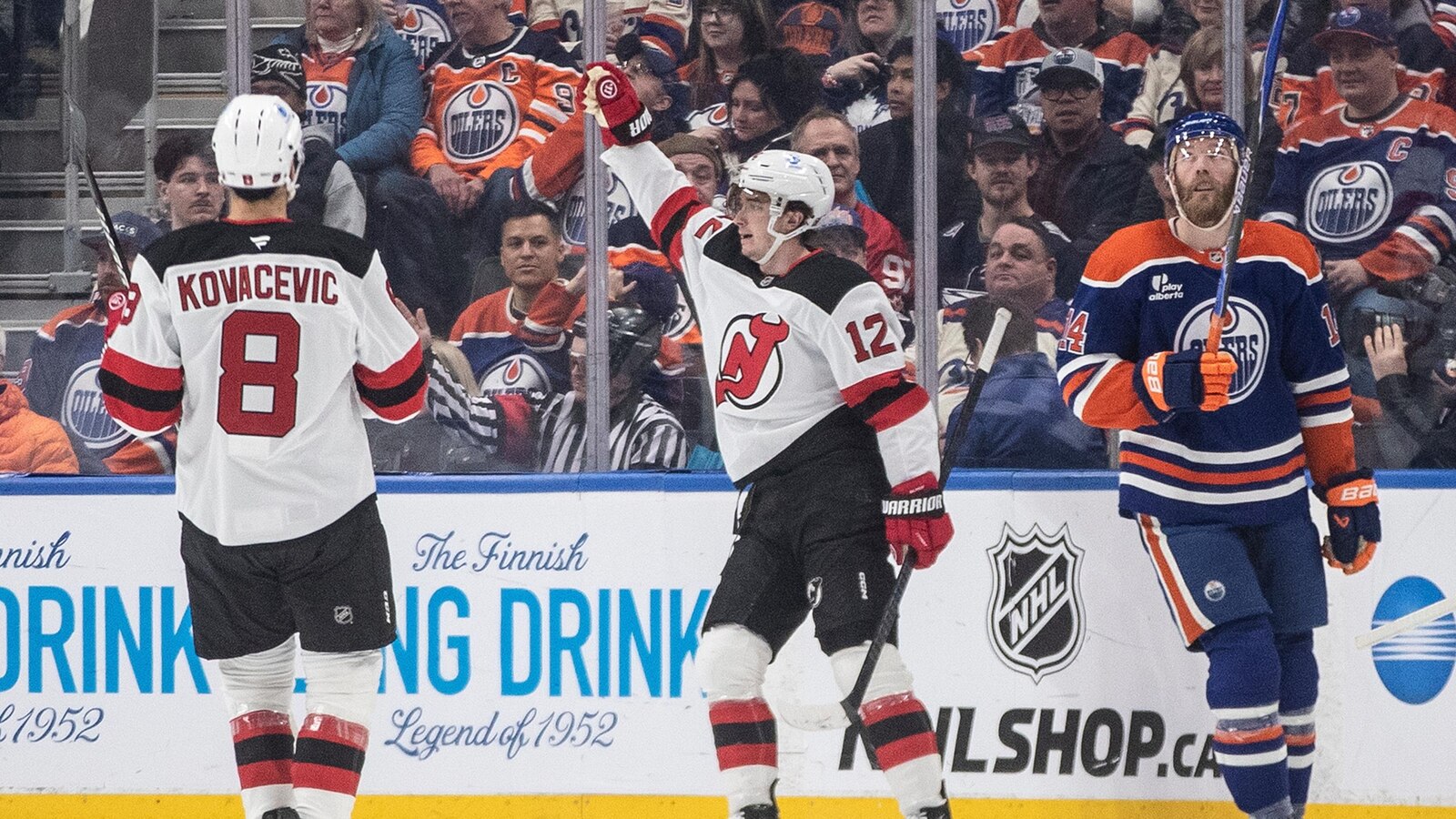 Devils hold off Oilers 2-1, extend perfect record when leading after two periods
