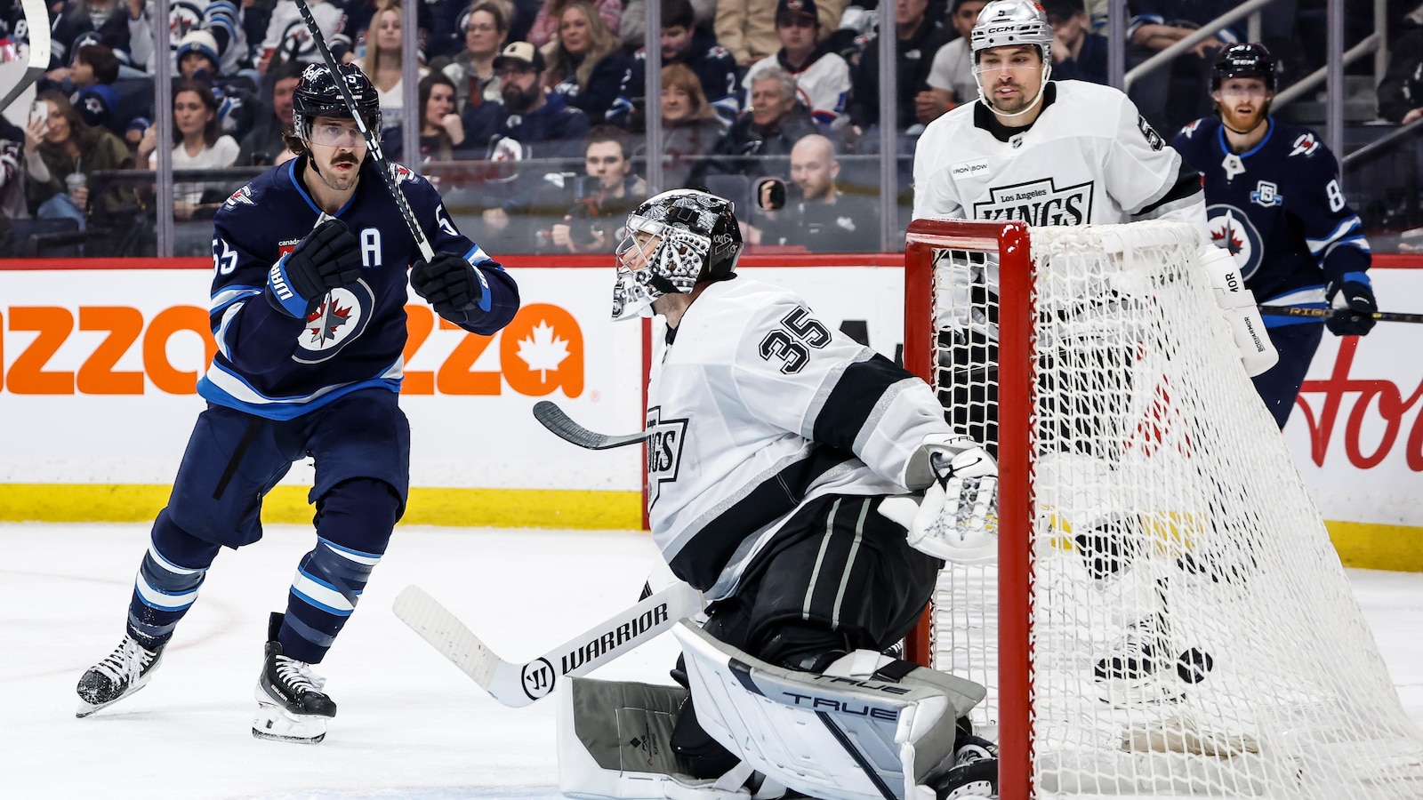 Scheifele's two goals help Jets snap 11-game losing streak with 5-1 win over Kings