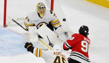 Bruins beat Blackhawks 5-2, extend winning streak to six games