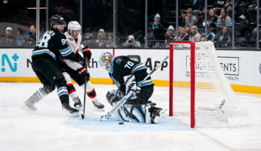 Vejmelka makes 32 saves, Mammoth open 7-game homestand with win over Senators