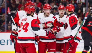 NHL: JAN 24 Hurricanes at Senators