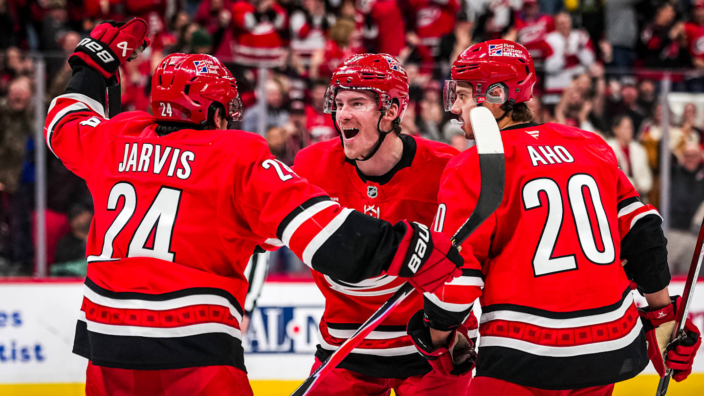 Florida Panthers v Carolina Hurricanes