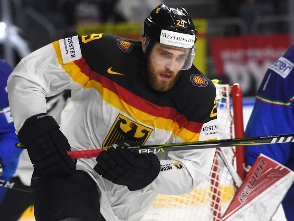  Germany’s Leon Draisaitl vies during the IIHF Ice Hockey World Championships first round match between Italy and Germany in Cologne, western Germany on May 13, 2017.