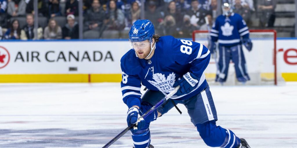 William Nylander skating for the Toronto Maple Leafs