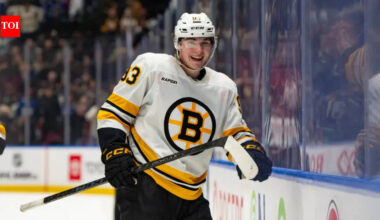 NHL selects Boston Bruins forward Fraser Minten as Rookie of the Month for January after Jeremy Swayman | NHL News