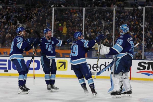 Hot Lightning seek to subdue surging Sabres