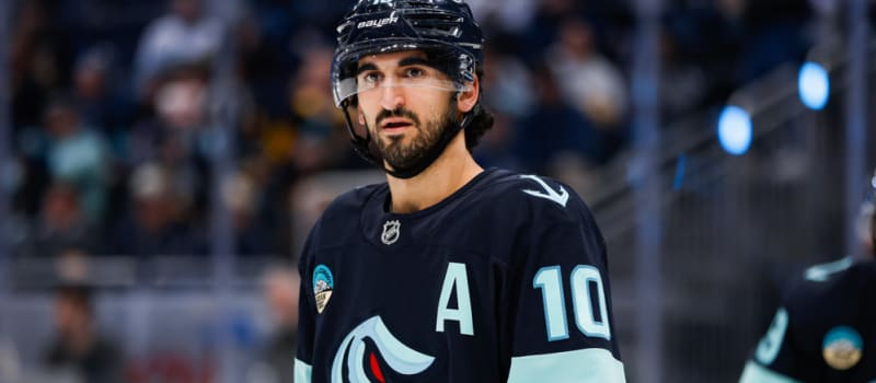 NHL DFS Picks & Strategy: Top DraftKings Plays for Feb 3 Slate