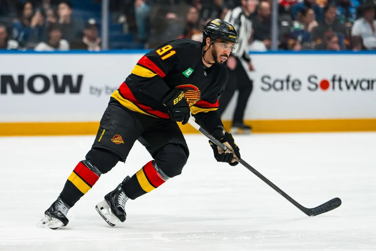 Vancouver Canucks trade approach before the roster freeze raises serious concerns among fans