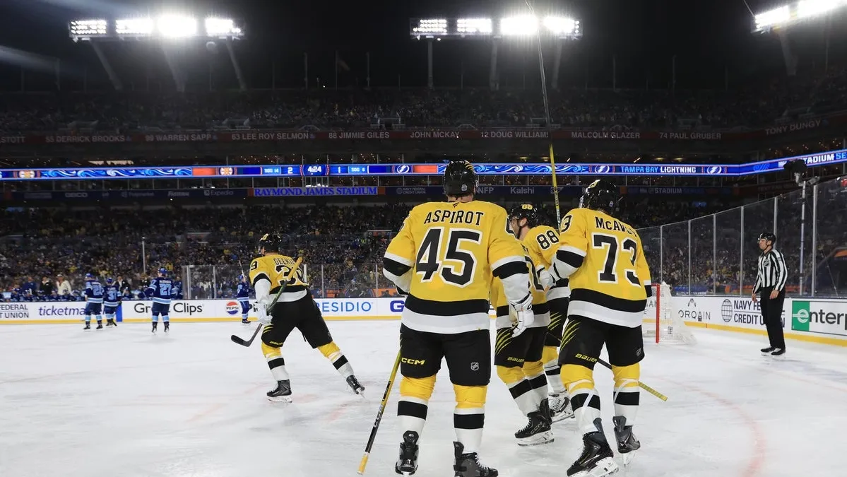 Florida Panthers vs. Boston Bruins odds, tips and betting trends