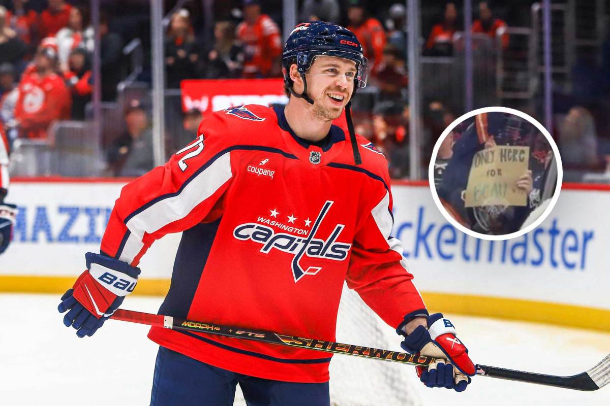 Anthony Beauvillier gives stick to fan wearing Islanders jersey at Capitals-Flyers game: ‘Only here for Beau’