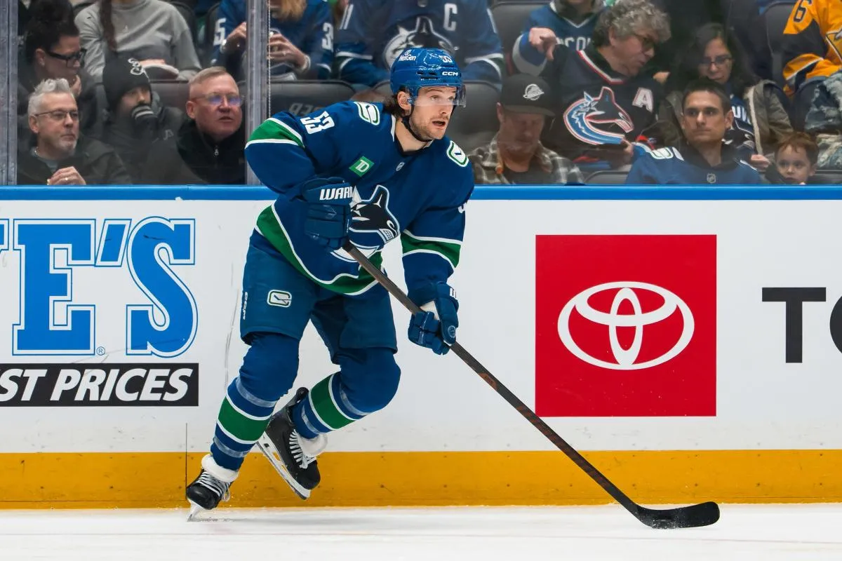 Vancouver Canucks reportedly set absurdly high asking price for pending UFA centerman Teddy Blueger