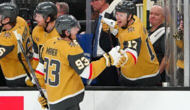 Golden Knights score 4 goals in 5 1/2 minutes, crush Kings