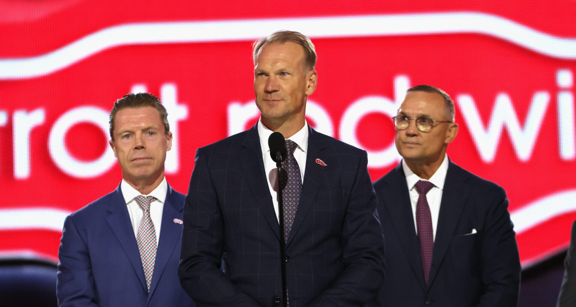 Detroit Red Wings Eye Blockbuster Trade for Star Center