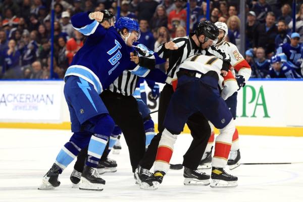 Lightning F Curtis Douglas fined for being aggressor vs. Panthers