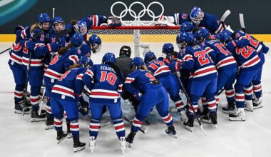 Team USA women’s hockey routs Finland with Vance in attendance
