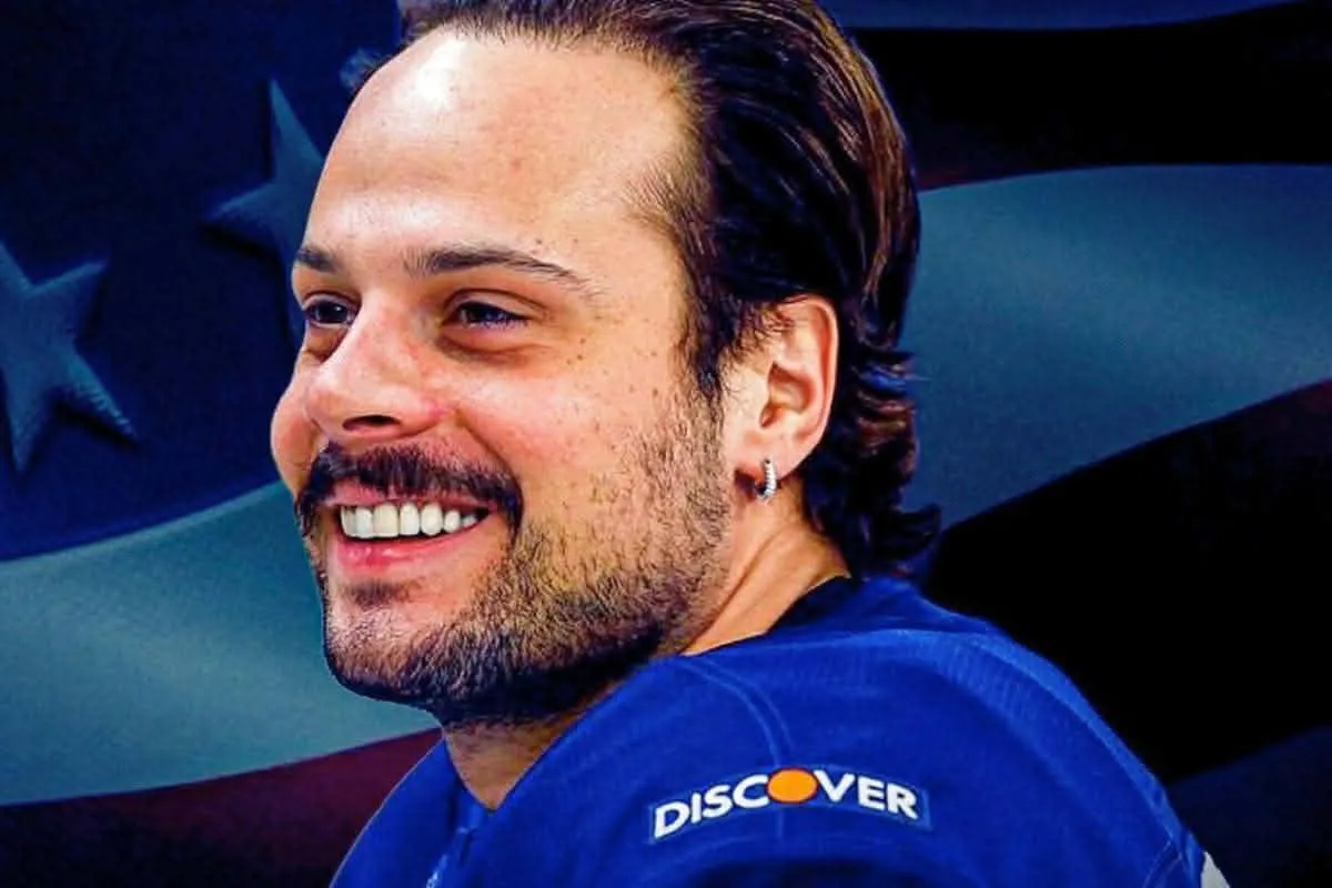 Auston Matthews got asked about hanging out with William Nylander, his answer said plenty