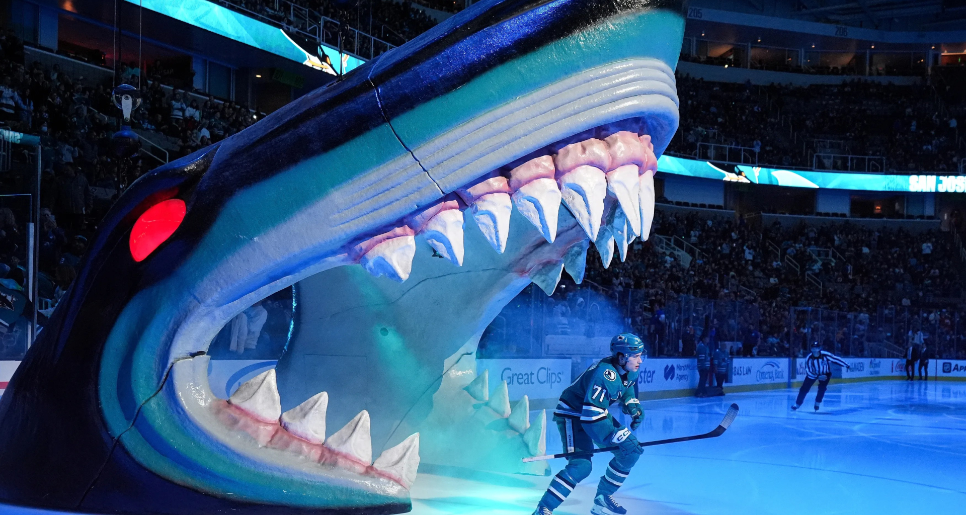 $1.5bn NHL team announces $425m renovations to one of league's most intimidating arenas amid complaints