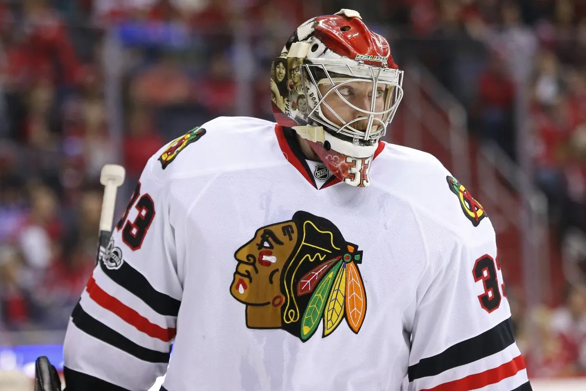 Former Chicago Blackhawks goaltender officially returns to the organization
