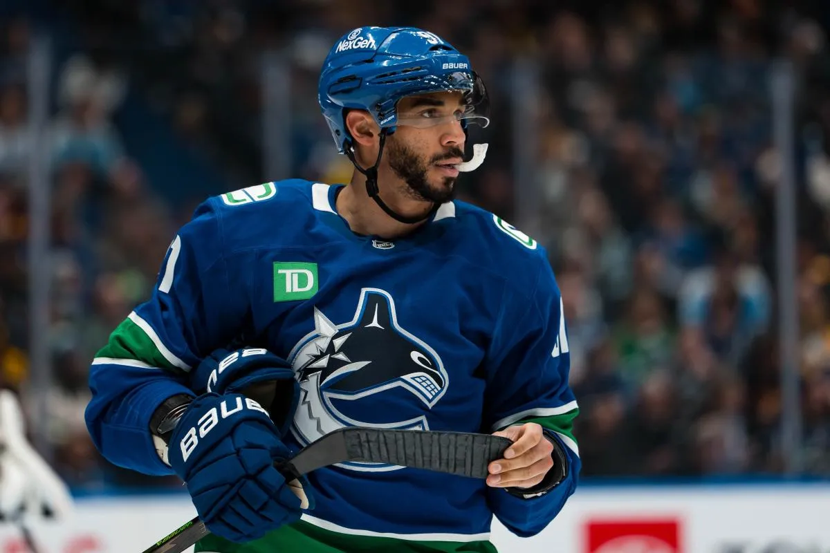 Vancouver Canucks face turning point as market heats up around Evander Kane