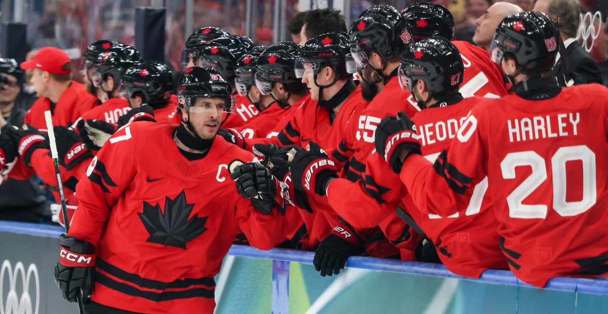 Sidney Crosby sets Team Canada Olympic scoring record