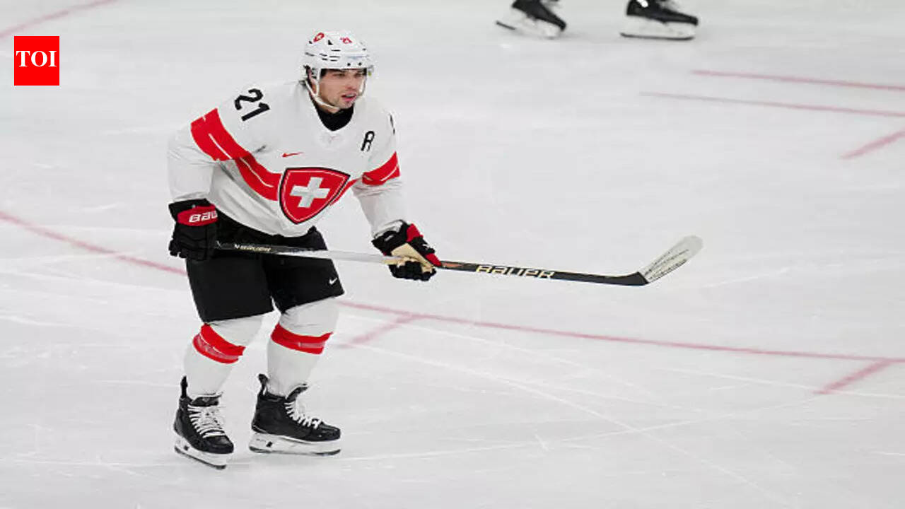 Los Angeles Kings urged to pursue Predators' Steven Stamkos after Kevin Fiala's season-ending injury | NHL News