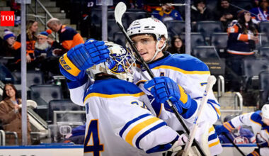 Florida Panthers: Alex Lyon Could Face Former Florida Panthers Teammates as Buffalo Sabres Visit Amerant Bank Arena | NHL News