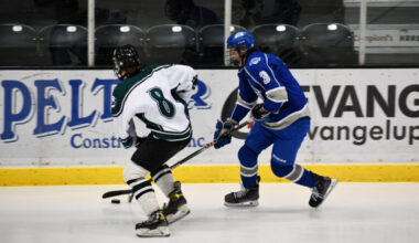 Jets hockey holds off late push by Calumet in win | News, Sports, Jobs