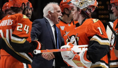 Joel Quenneville reaches 1,000 victories, joining Scotty Bowman in an elite club for NHL coaches | News, Sports, Jobs