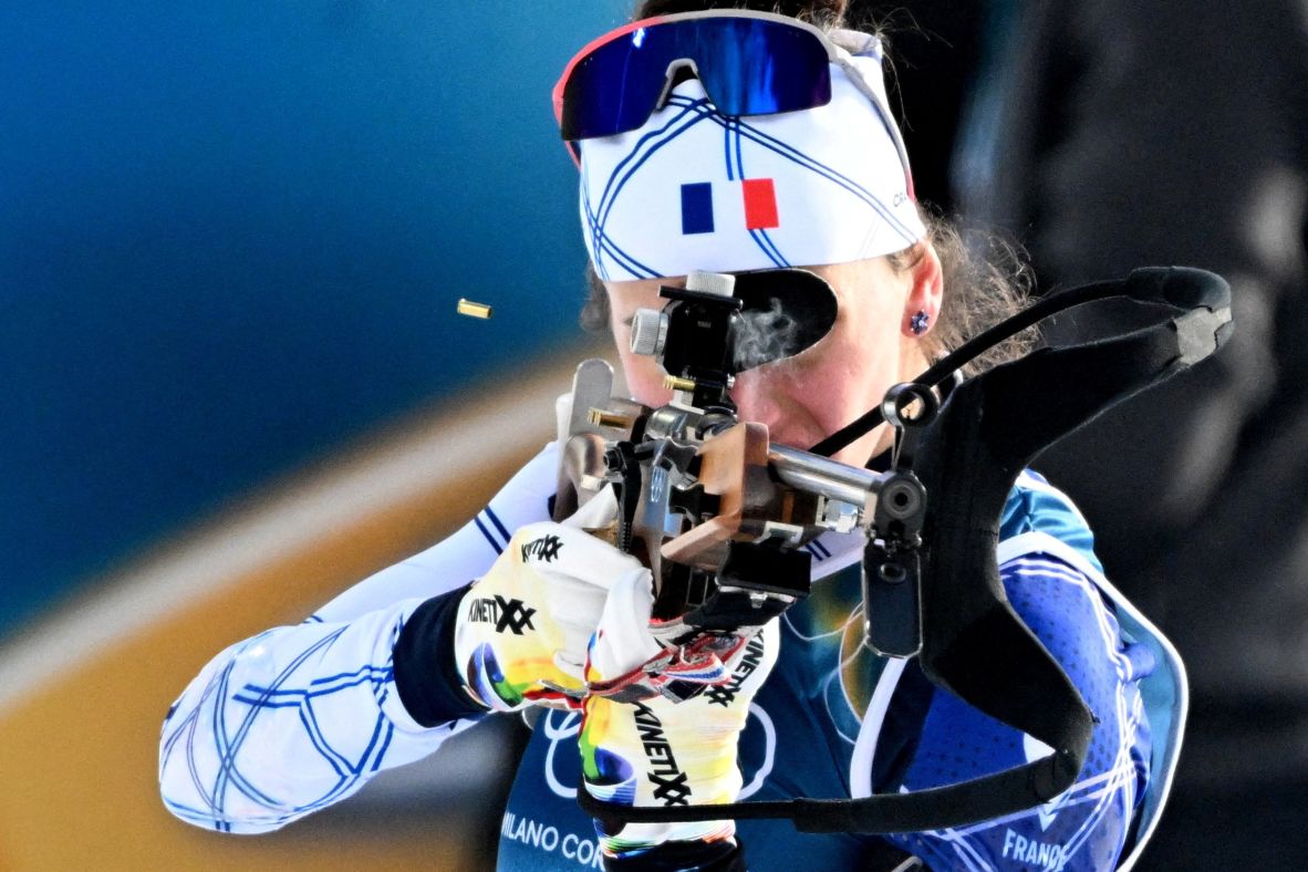 French biathlete Julia Simon competes in the 4x6-km mixed relay. <a href=