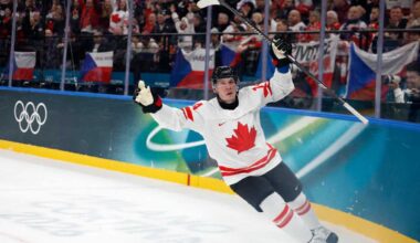 Islanders’ Patrick Roy to take cautious approach with returning Olympians Bo Horvat, Ondrej Palat