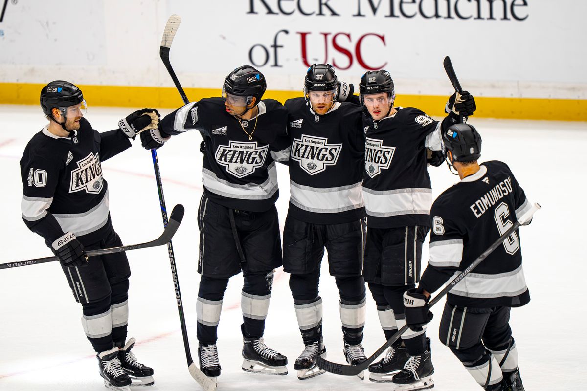 Los Angeles Kings celebrating Warren Foegele's goal during an NHL hockey game against the Edmonton Oilers on February 26th, 2026 in Los Angeles, CA. Los Angeles Kings celebrating Warren Foegele's goal during an NHL hockey game against the Edmonton Oilers on February 26th, 2026 in Los Angeles, CA.