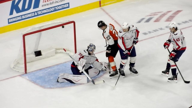 Flyers beat Washington 4-2