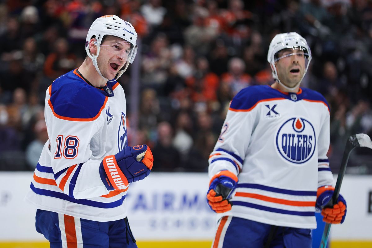 Edmonton Oilers left wing Zach Hyman (18) celebrates after scoring during the NHL game against the Anaheim Ducks, Wednesday February 25th, 2026 at Honda Center in Anaheim, Calif.