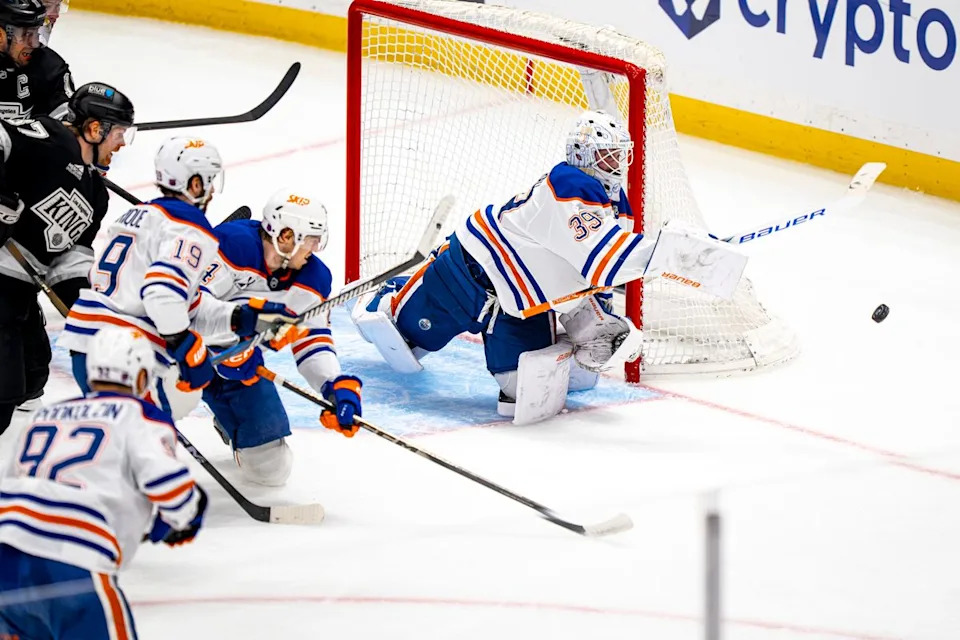 Edmonton Oilers goalie Connor Ingram (39), blocking a King's shot on goal during an NHL hockey game against the Los Angeles Kings on February 26th, 2026 in Los Angeles, CA.