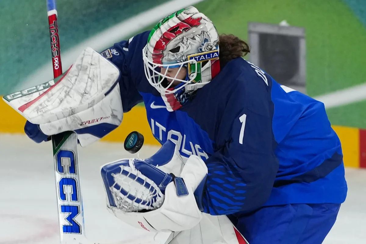 Olympic host Italy avoids NHL players but still brings in foreign hockey help