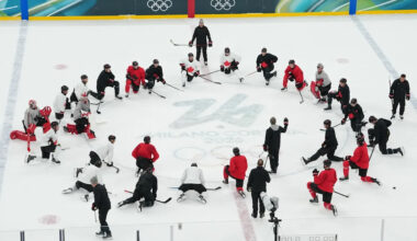 McDavid on the Metro in Milan: Canada's NHL players stick out at the Olympics