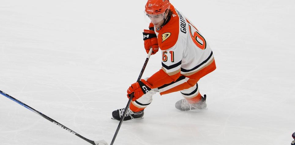 Golden Knights vs Ducks NHL Prediction, Odds, Picks, Best Bets for Feb. 1