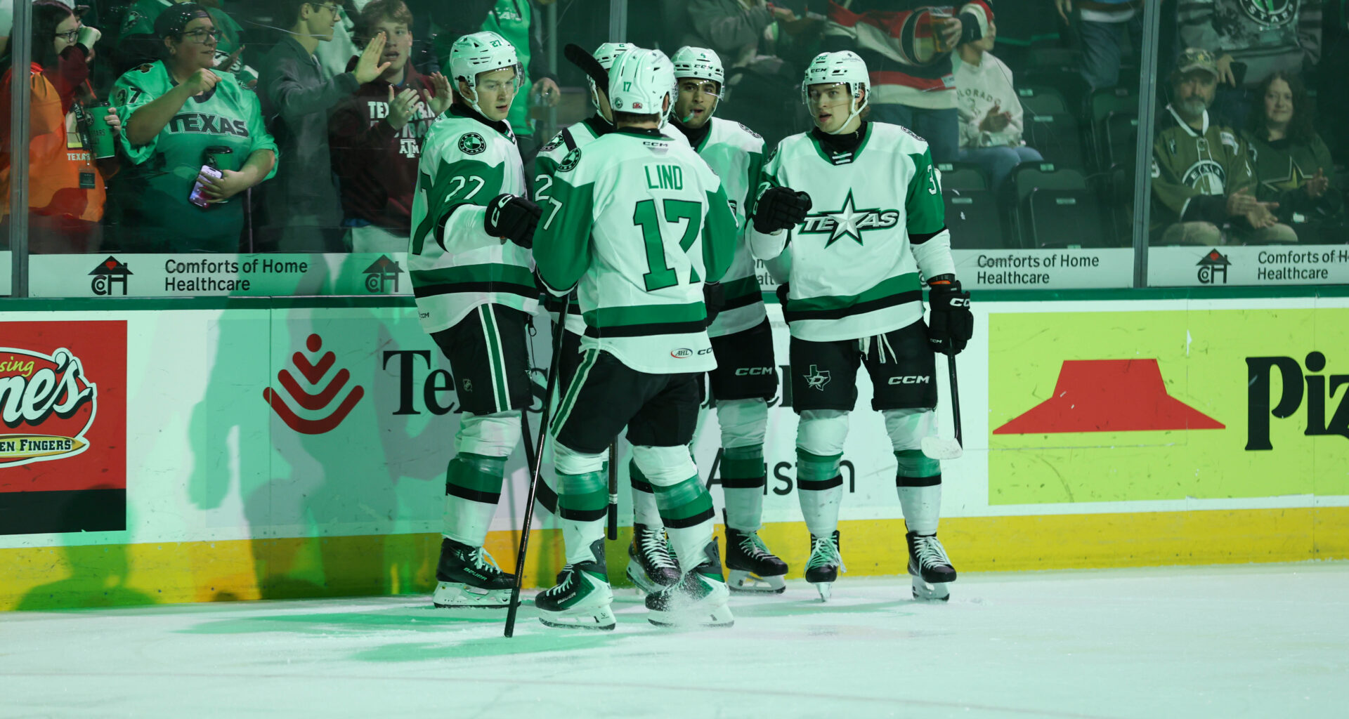 Stars Score Early, Hold off Moose for Sixth Straight Win | Texas Stars