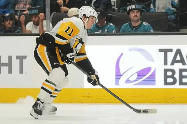 Penguins forward Filip Hallander close to returning from blood clot