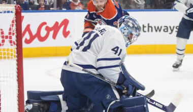 Stolarz excellent, Maple Leafs power play shines to beat Oilers