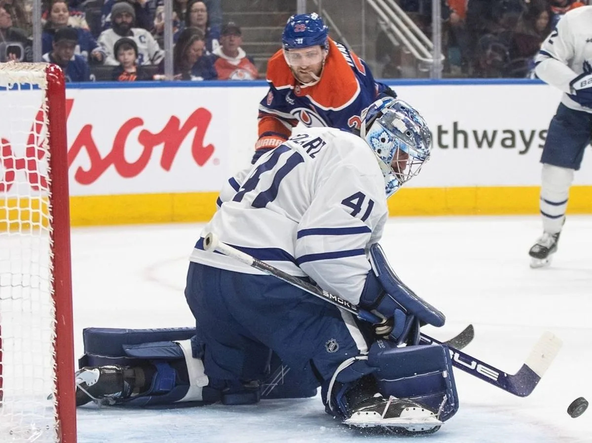 Stolarz excellent, Maple Leafs power play shines to beat Oilers