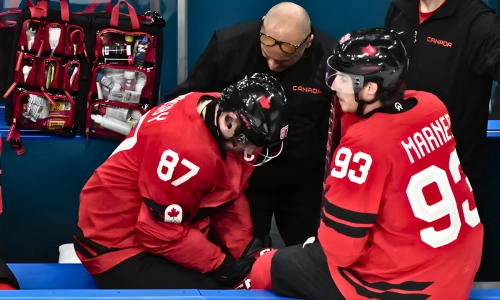 Photo of Sidney Crosby and Mitch Marner