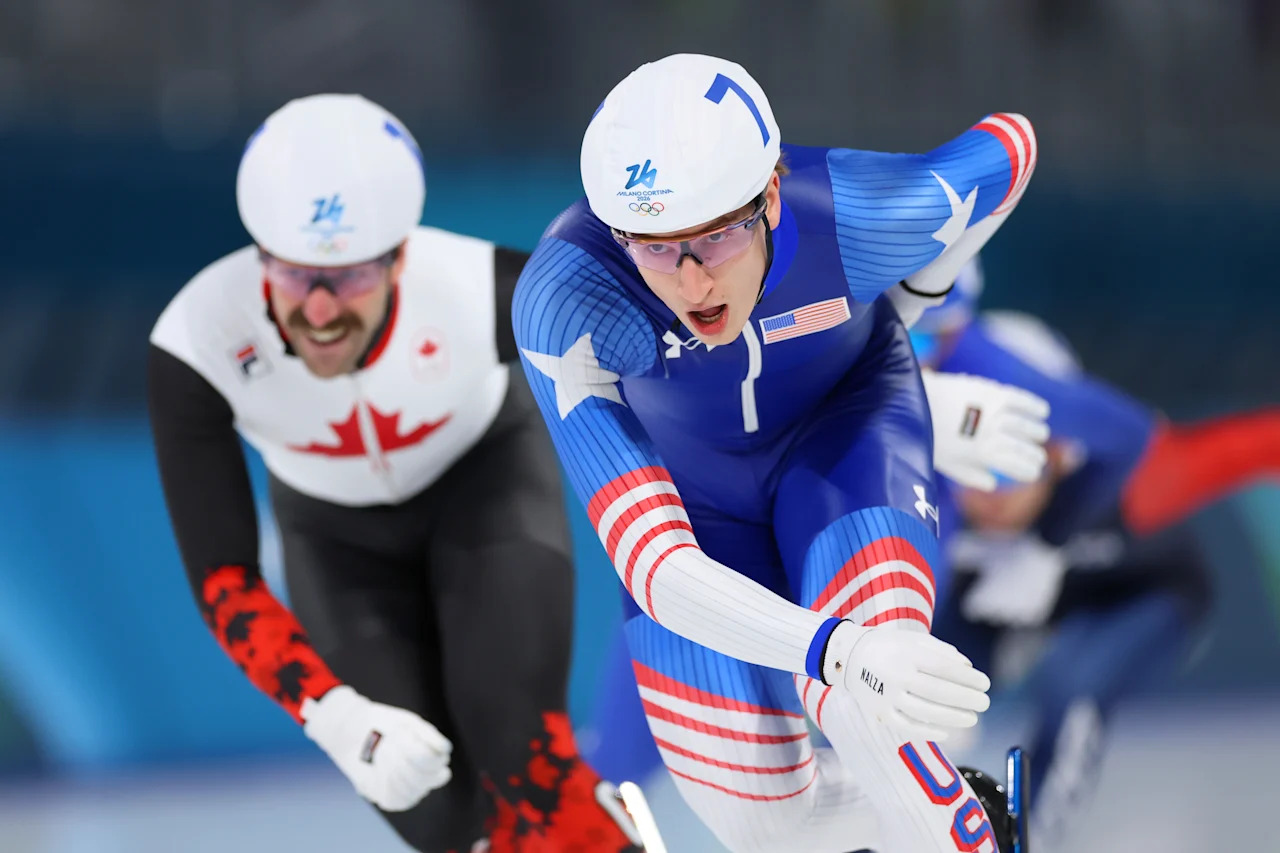MILAN, ITALY - FEBRUARY 21: Jordan Stolz of Team United States competes in the Speed Skating Men's Mass Start final on day fifteen of the Milano Cortina 2026 Winter Olympic games at Milano Speed Skating Stadium on February 21, 2026 in Milan, Italy. (Photo by Dean Mouhtaropoulos/Getty Images)