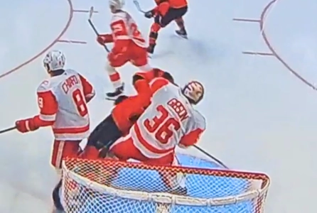 John Gibson bodyslams Ridly Greig