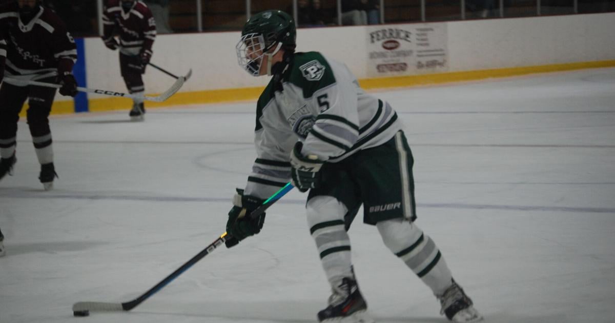 Racki with the OT winner, Pentucket hockey beats Lunenburg in D4 playoffs for second straight year | Sports