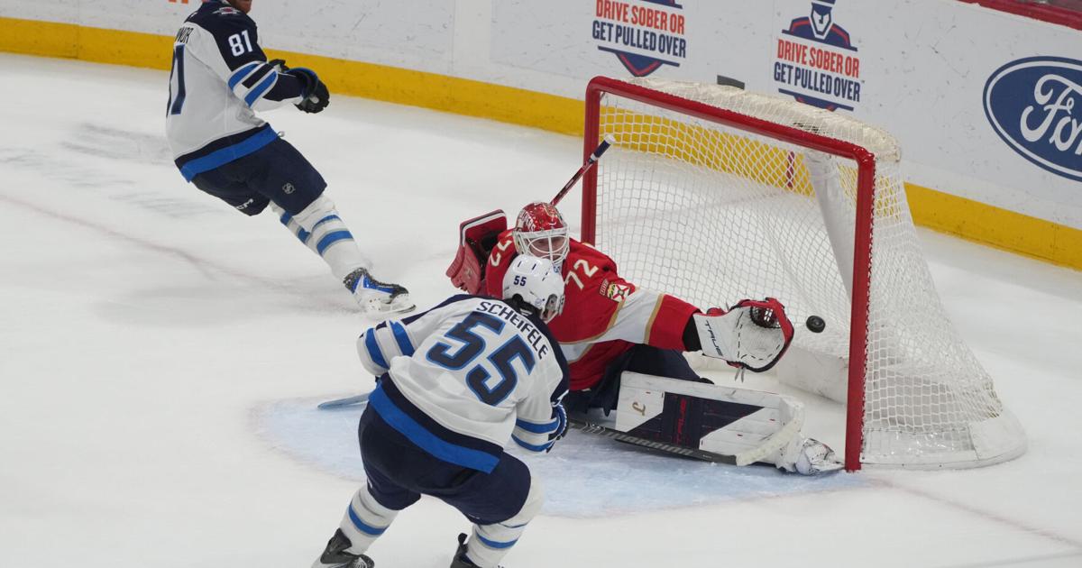 Scheifele's late goal lifts Jets to 2-1 win over Panthers, who drop their 3rd in a row | National Sports
