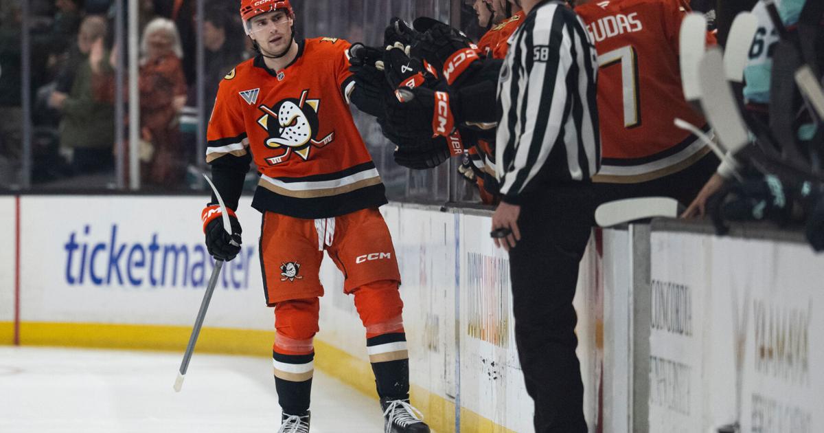 Gauthier gets 25th goal and surging Ducks beat Kraken 4-2 to move closer to Pacific Division lead | National Sports