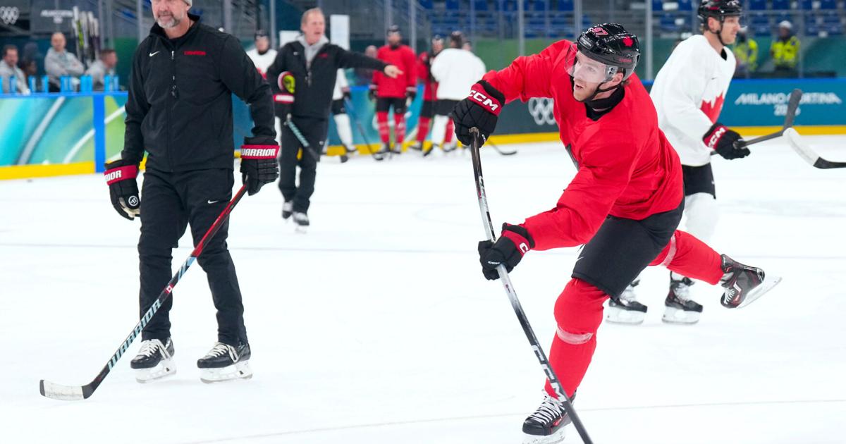 McDavid on the Metro in Milan: Canada's NHL players stick out at the Olympics | National Sports